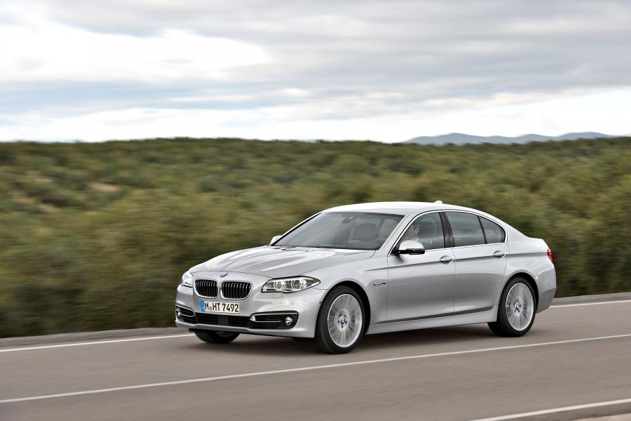  BMW 535i Sedan Luxury Line (F10) 2013 года  (фото 5 из 40)